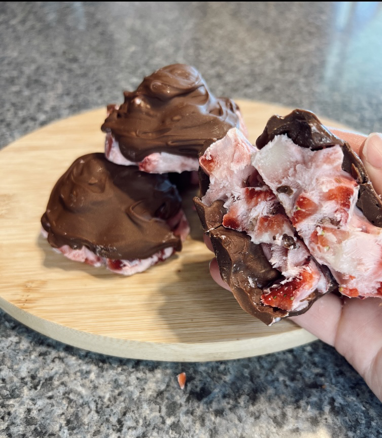 Frozen Chocolate Covered Strawberry Bites