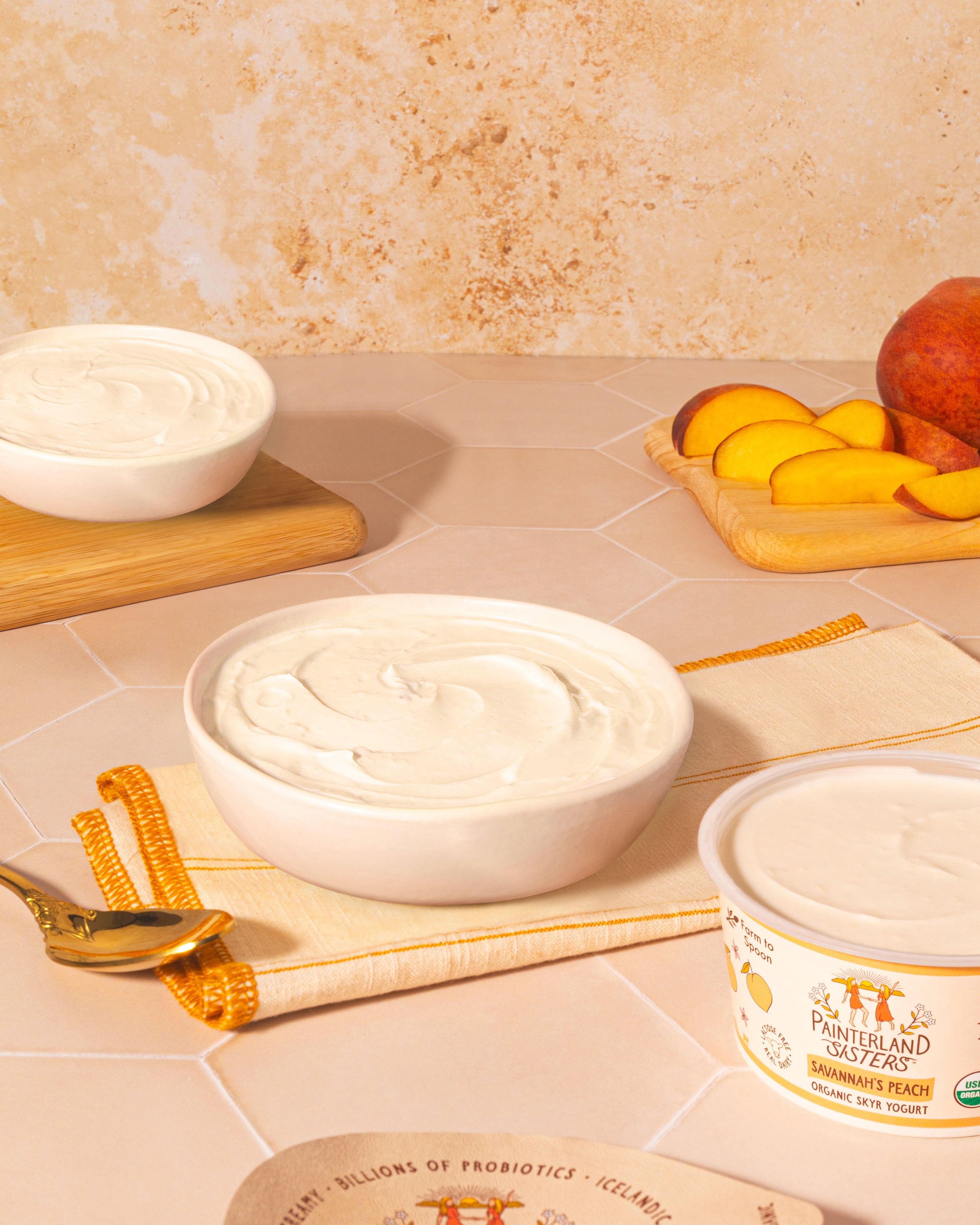 Painterland Sisters Savannah's Peach Organic Skyr Yogurt - 5.3oz cup